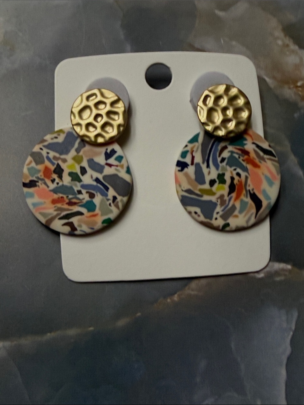 New multi colored earrings beautiful hammered gold tone base